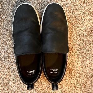 Toms US 8 Black TRVL LITE Slip Ons